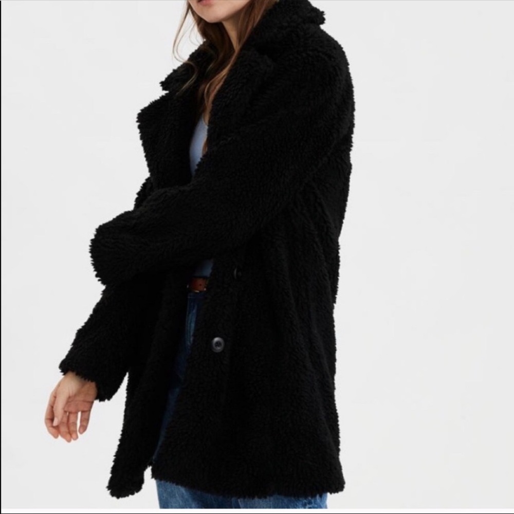 NWOT American Eagle Teddy Fuzzy Sherpa black coat